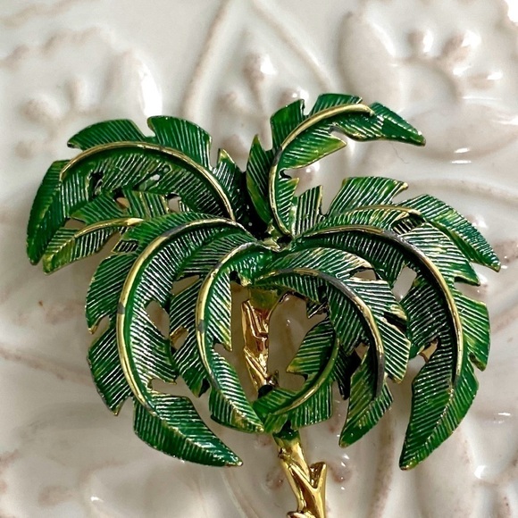 Palm Tree Green Gold Textured Brooch Ocean Caribbean Beach Vaca Cruise Holiday - Picture 11 of 16